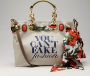 You Cant Fake Fashion: su eBay borse di grandi designer per beneficienza